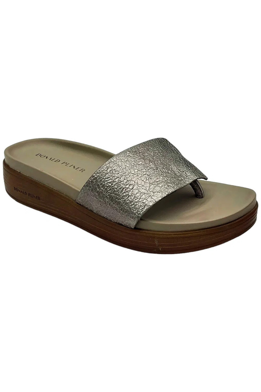 Donald Pliner Women's Fifi Pebbled Metallic Sandals Light Taupe - Medium